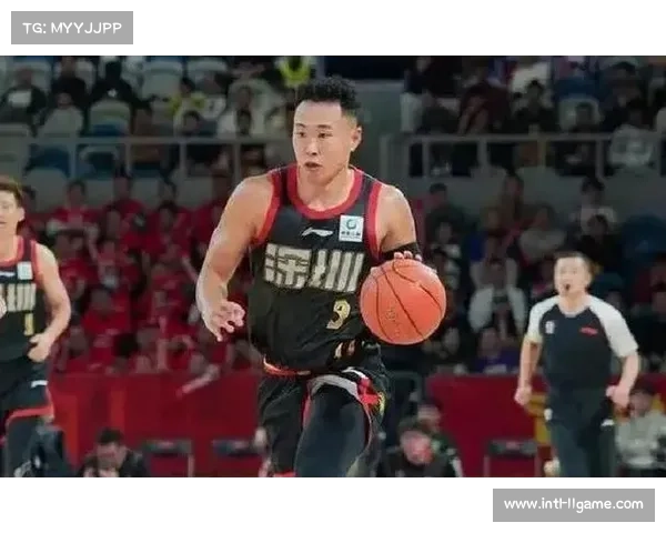 贺希宁脸部多次被打受伤仍砍43分，深圳锋线打出职业生涯高光表现