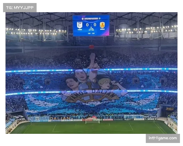 现场观察：大雪中的普鲁士公园球场，门兴球迷展示巨型TIFO